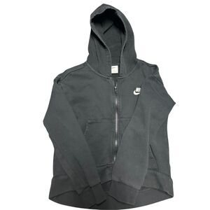Nike Zip‑Up Hoodie – Youth Medium – Athletic Everyday Layer